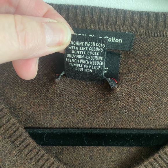 Jos. A. Bank Men's 100% Pima Cotton Brown V-Neck Sweater Preppy Academia - Picture 3 of 4